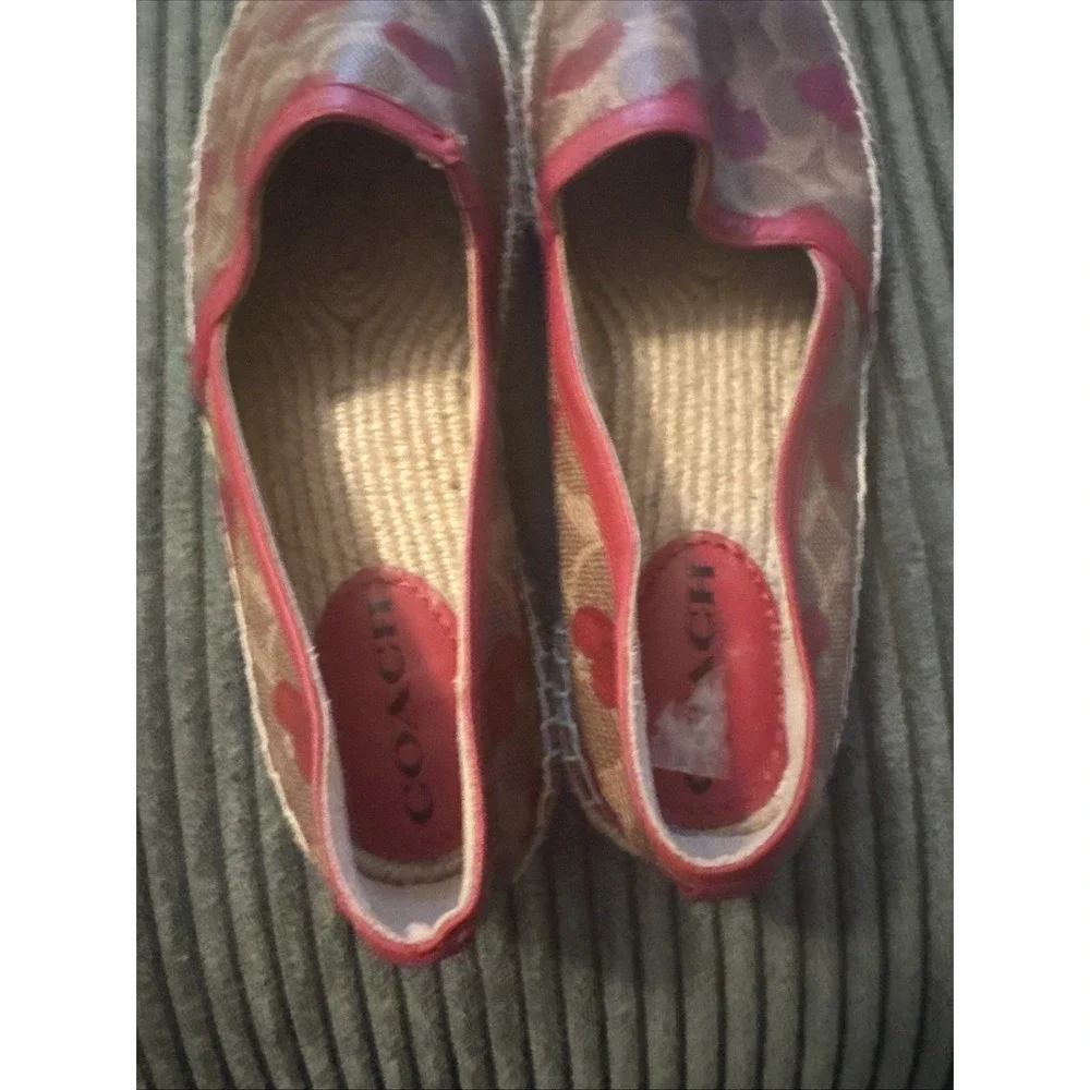 COACH Collins Valentine's Women Espadrille Khaki Brown Red Heart Size 9.5